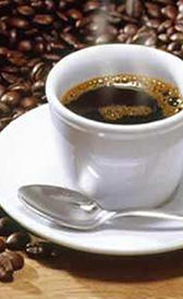 nutrientes del café hecho con café en grano