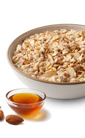cereales de desayuno variados integrales con miel, alimento rico en hierro