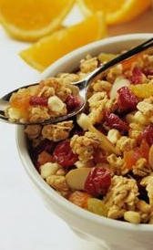 cereales de desayuno variados con miel, alimento rico en calcio y vitamina D