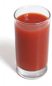 zumo de tomate comercial, alimento rico en vitamina B6